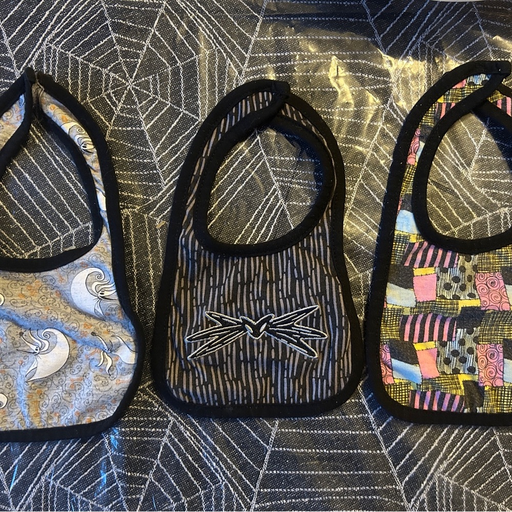 Disney Nightmare Before Christmas Baby Bibs Set